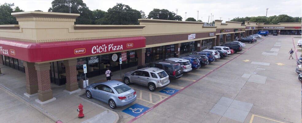 More Photos Of 2101-2113 Harwood Rd, Bedford Unknown For Lease