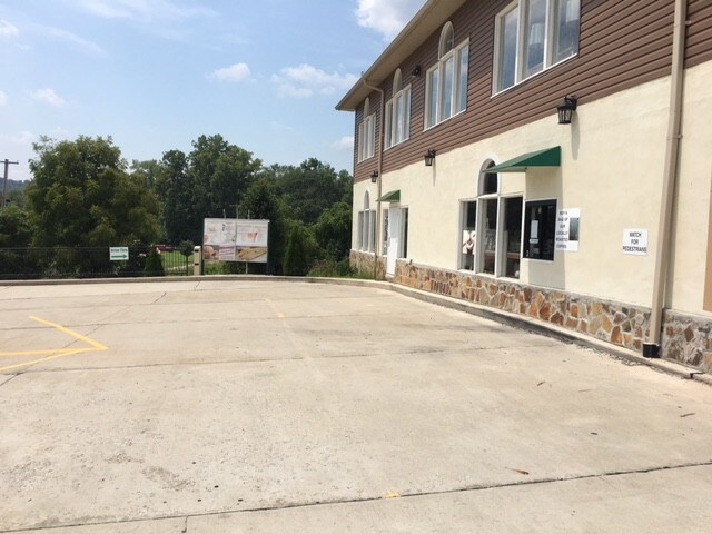 More Photos Of 1903 Grand Central Ave, Vienna General Retail For Sale