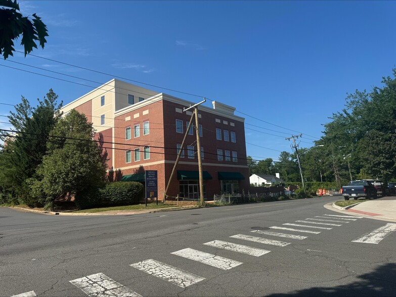 More Photos Of 51 Fort Evans Rd NE, Leesburg General Retail For Lease