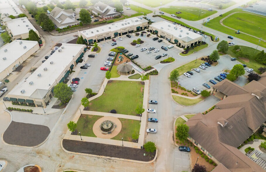 More Photos Of 121 Harmony Crossing, Eatonton Coworking Space