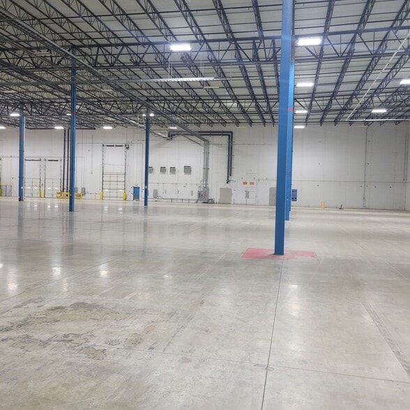 More Photos Of 6797 Fronius Dr, Portage Warehouse For Lease
