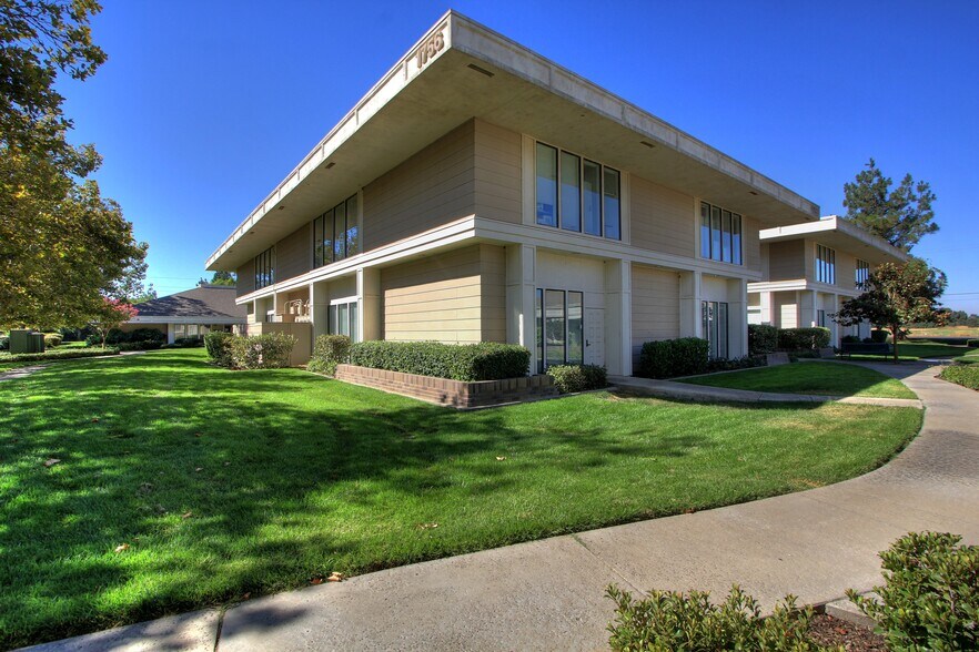 Primary Photo Of 1756 Picasso Ave, Davis Office For Lease