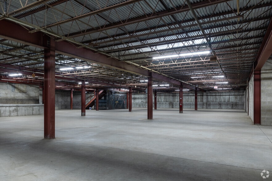 More Photos Of 151 Harrison St, Athol Manufacturing For Sale