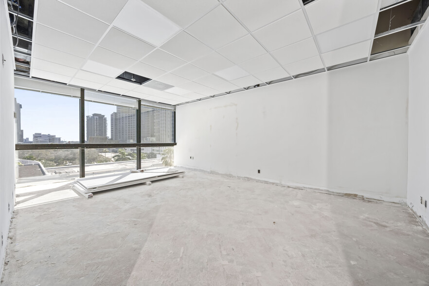 More Photos Of 200 S Andrews Ave, Fort Lauderdale Medical For Sale