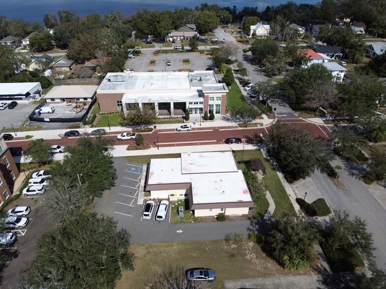 More Photos Of 609 W Montrose St, Clermont Office For Sale