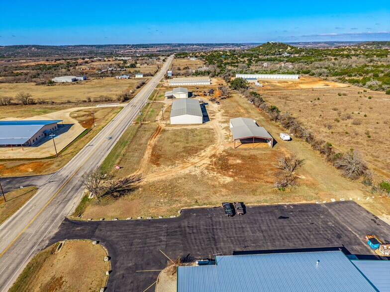 More Photos Of 2684 W US Highway 290, Fredericksburg Warehouse For Sale