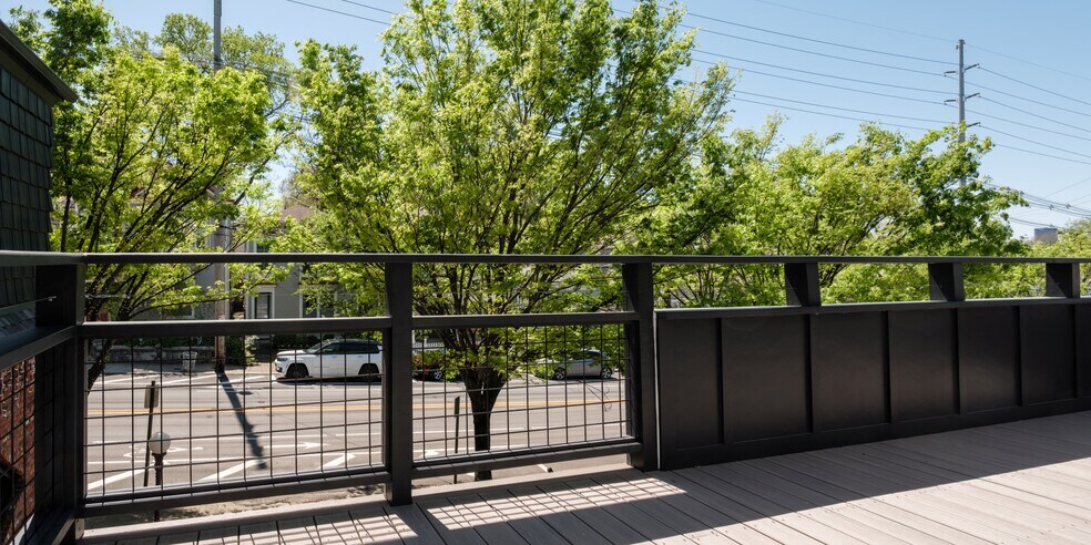 More Photos Of 1737 Frankfort Ave, Louisville Freestanding For Lease