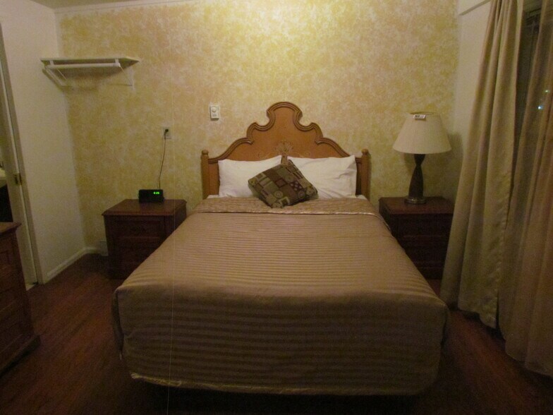 More Photos Of 2105 E Platte Ave, Colorado Springs Hotel For Sale