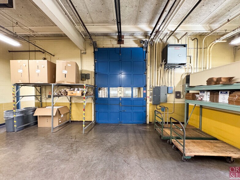 More Photos Of 2055 S Main St, Middletown Manufacturing For Sale