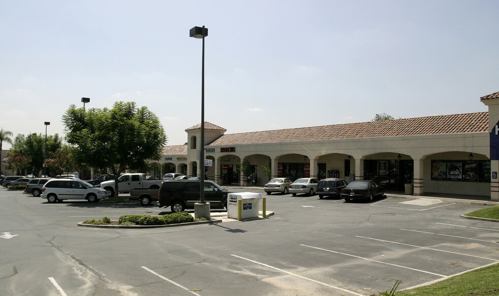 More Photos Of 1000-1096 Huntington Dr, Duarte Unknown For Lease