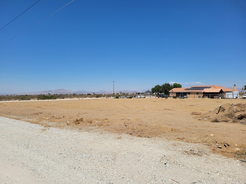 More Photos Of Joshua Dell Rd @ Caliente, Victorville Land For Sale
