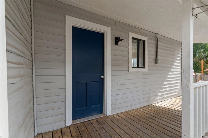More Photos Of 1070 Deer Island Rd, Saint Helens Multifamily For Sale