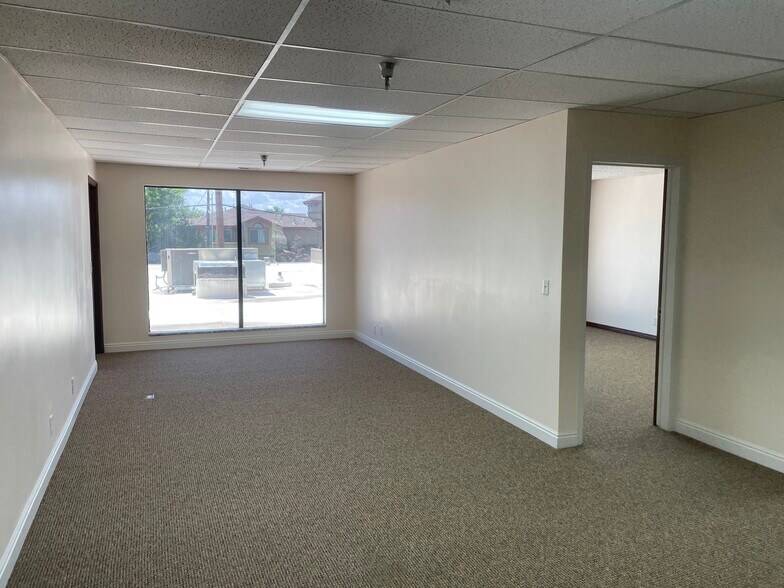 More Photos Of 1063-1065 E 3300 S, Salt Lake City Light Distribution For Lease
