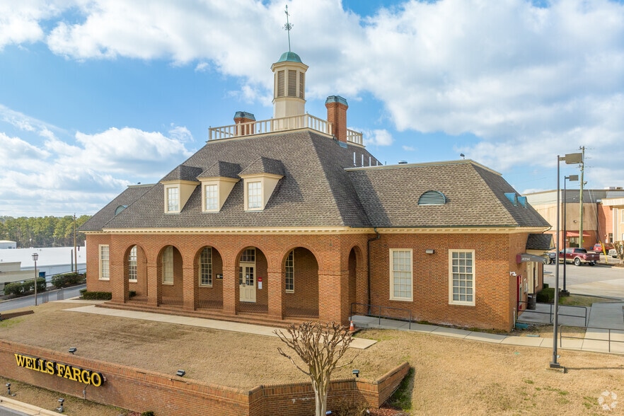 More Photos Of 1600 Montgomery Hwy, Birmingham Bank For Sale