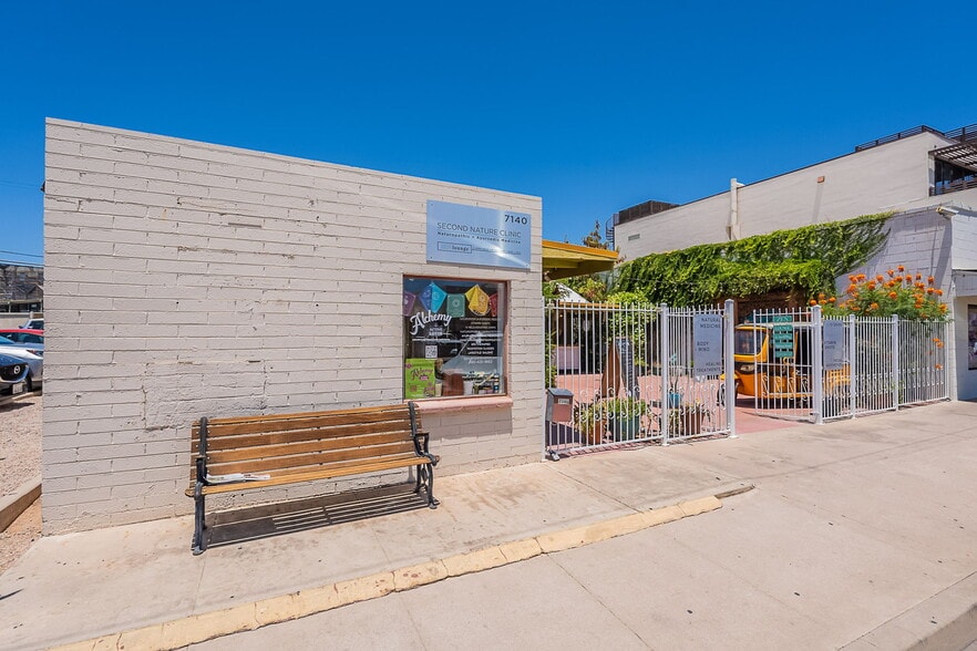 More Photos Of 7140 E 1st Ave, Scottsdale Storefront For Sale