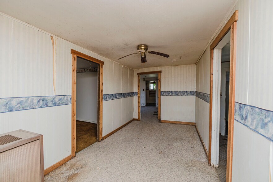 More Photos Of 1610 W 6th Ave, El Dorado General Retail For Sale