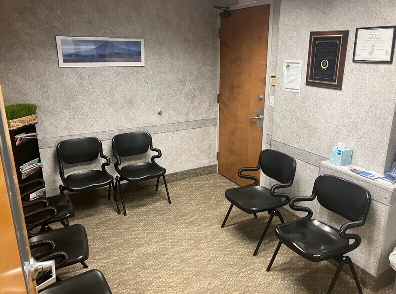 More Photos Of 561 Cranbury Rd, East Brunswick Medical For Sale