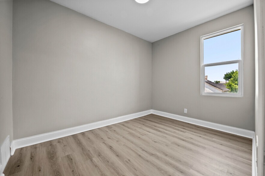 More Photos Of 7430 Alaska St, Detroit Apartments For Sale