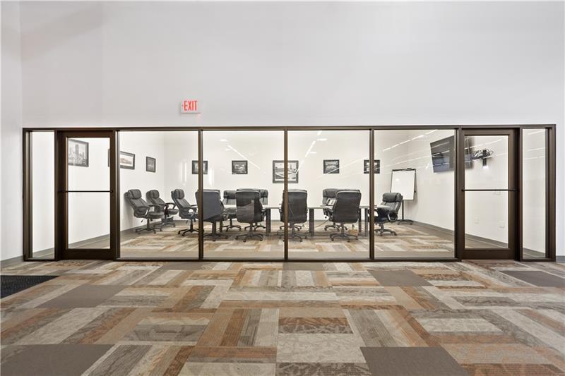 More Photos Of 7025 Clairton Rd, West Mifflin Flex For Lease