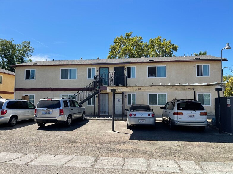 More Photos Of 429 S Backer Ave, Fresno Apartments For Sale