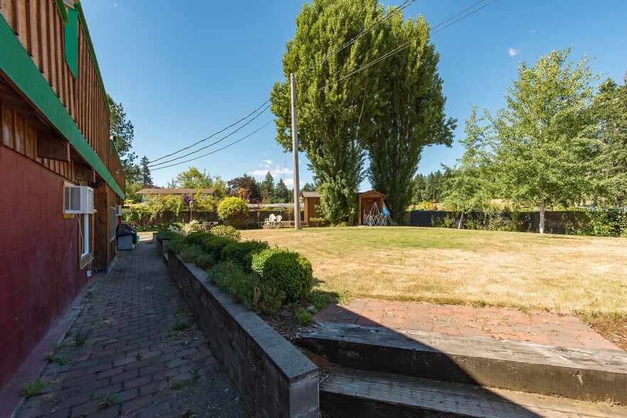 More Photos Of 15610 Olson Dr Kp N, Lakebay Bar For Sale