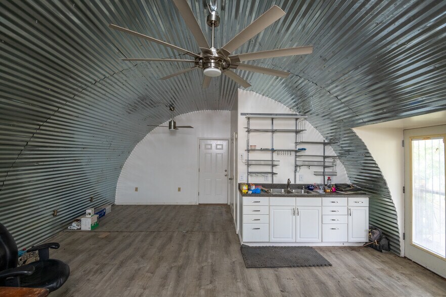 More Photos Of 1600 Roberts Cut Off Rd, Fort Worth Warehouse For Sale