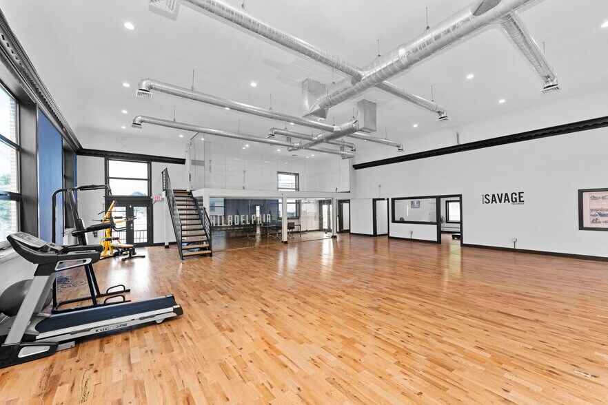 More Photos Of 368 E Moore St, Norristown General Retail For Sale