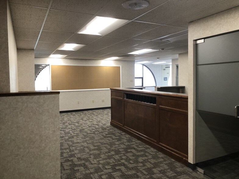 More Photos Of 33 W Franklin St, Hagerstown Coworking Space