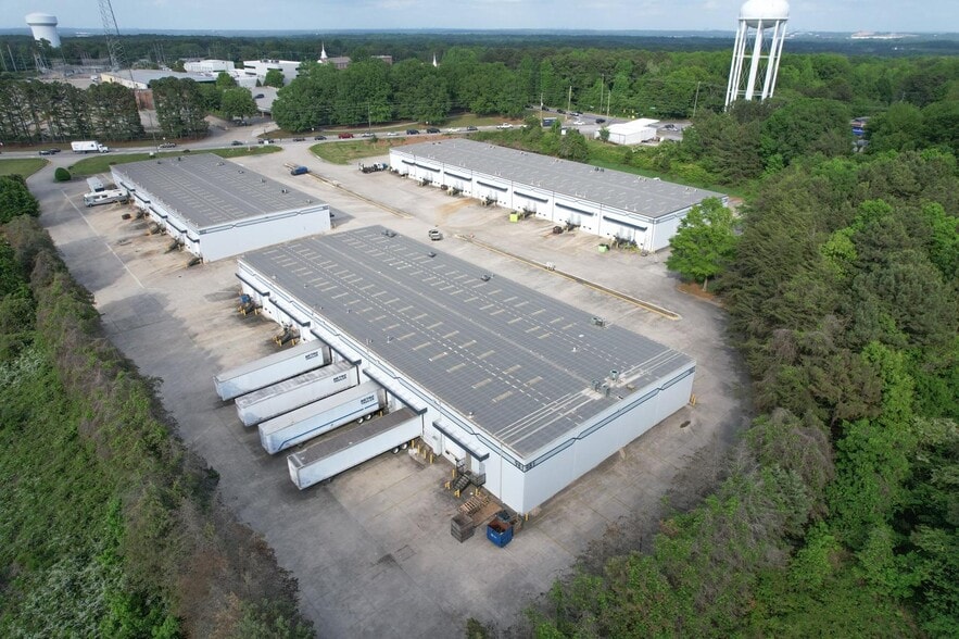 More Photos Of 963 N Burnt Hickory Rd, Douglasville Unknown For Lease