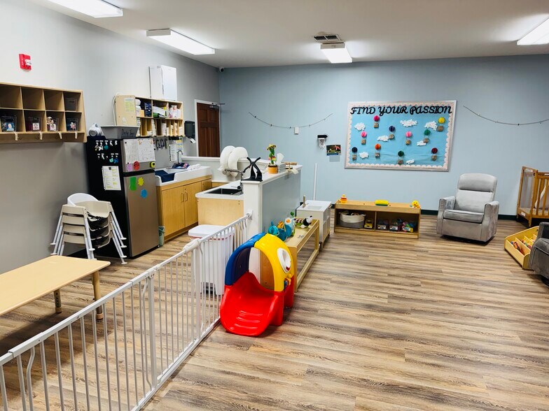 More Photos Of 321 Scuffletown Rd, Simpsonville Daycare Center For Sale