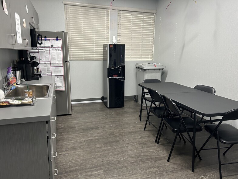 More Photos Of 7305 S Pecos Rd, Las Vegas Medical For Lease