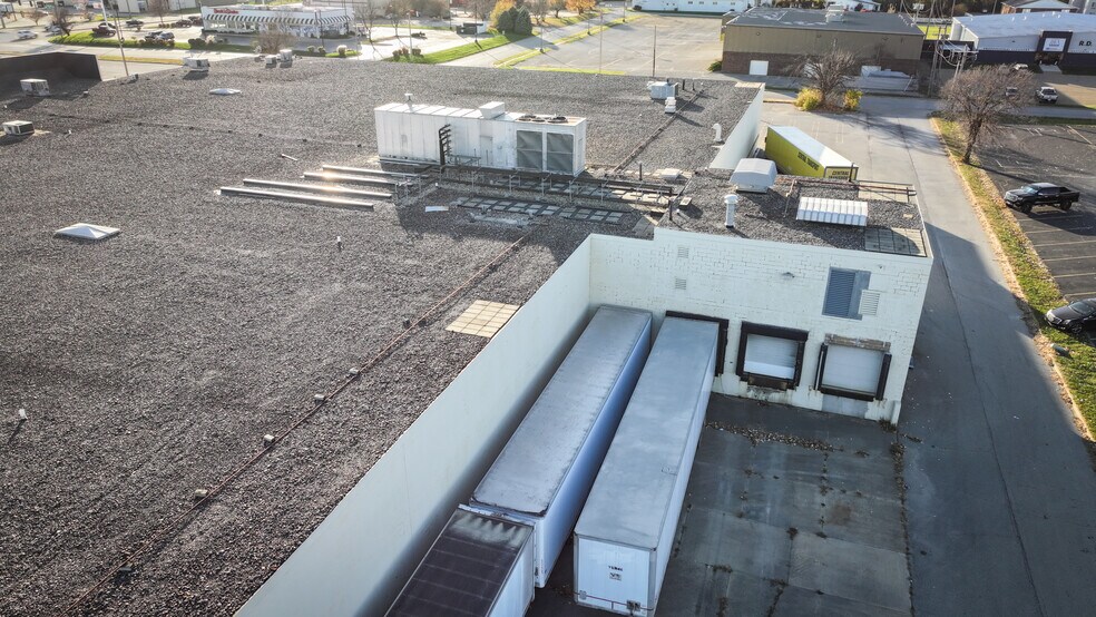 More Photos Of 1450 E Pershing Rd, Decatur Warehouse For Sale