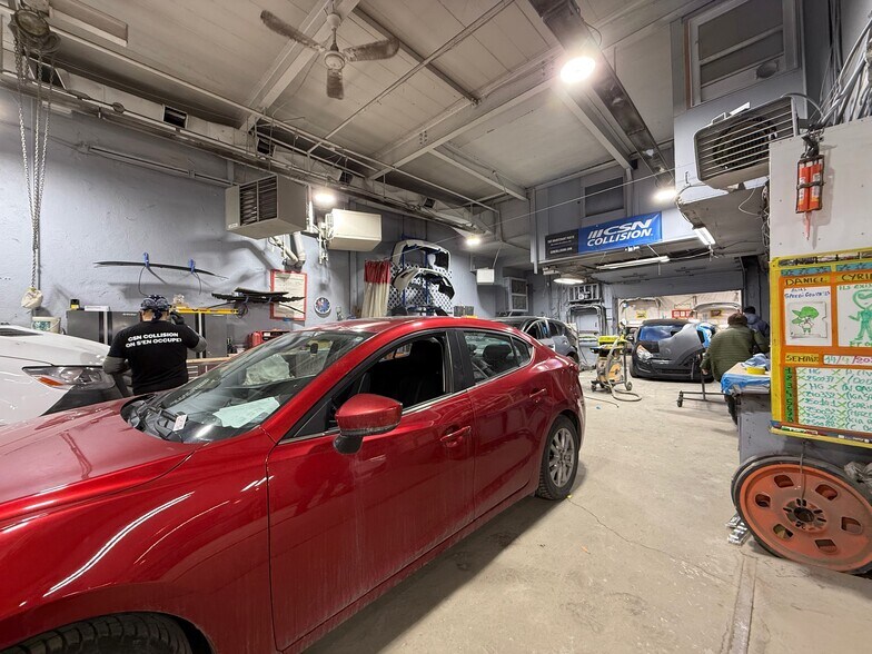 More Photos Of 4278 St Frontenac, Frontenac Auto Repair For Sale