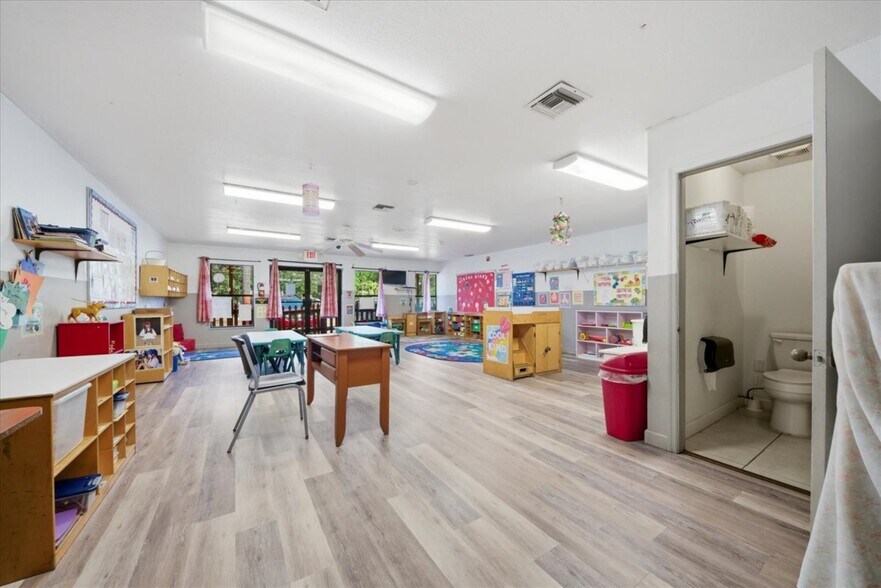 More Photos Of 1330 Knox McRae Dr, Titusville Schools For Sale