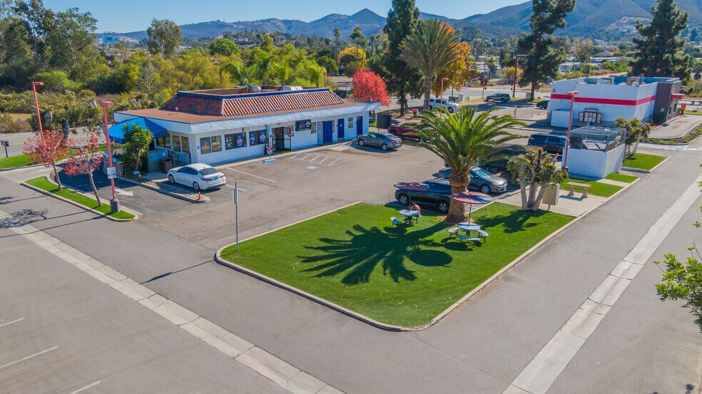 More Photos Of 580 S Pacific St, San Marcos Fast Food For Sale