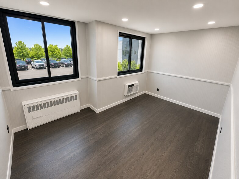 More Photos Of 711A-711D Seagirt Ave, Far Rockaway Coworking Space