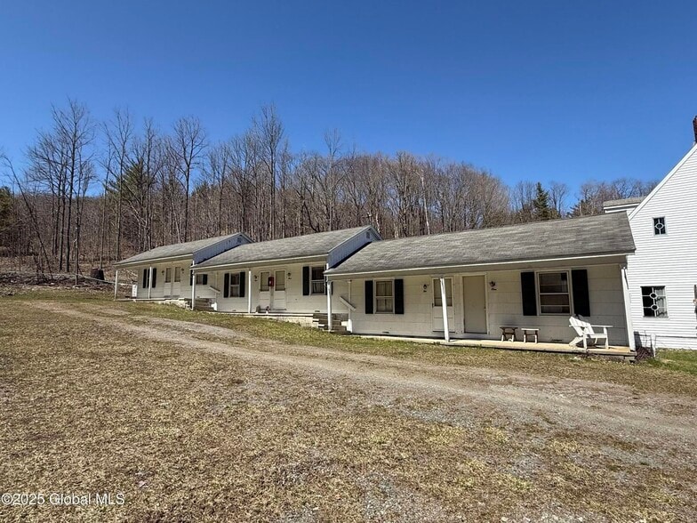 More Photos Of 17971 State Route 22, Berlin Hotel For Sale