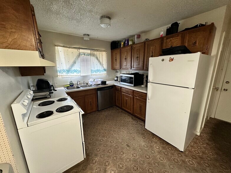 More Photos Of 1620 Kelby Dr, Billings Apartments For Sale