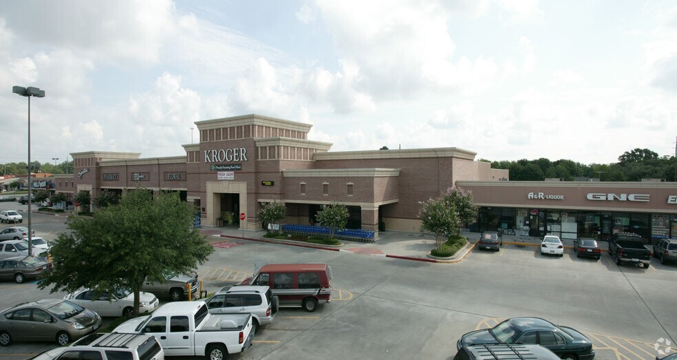 More Photos Of 18416-18508 Kuykendahl Rd, Spring Freestanding For Lease