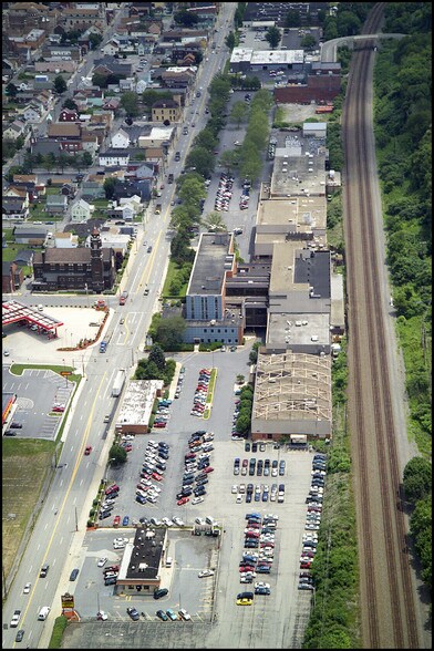 More Photos Of 1001-1003 Broad St, Johnstown Medical For Sale