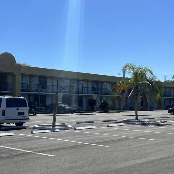 More Photos Of 900 Friday Rd, Cocoa Hotel For Sale