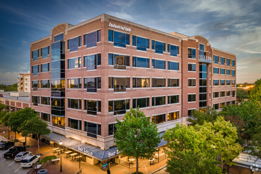 Primary Photo Of 2277 Plaza Dr, Sugar Land Office For Lease