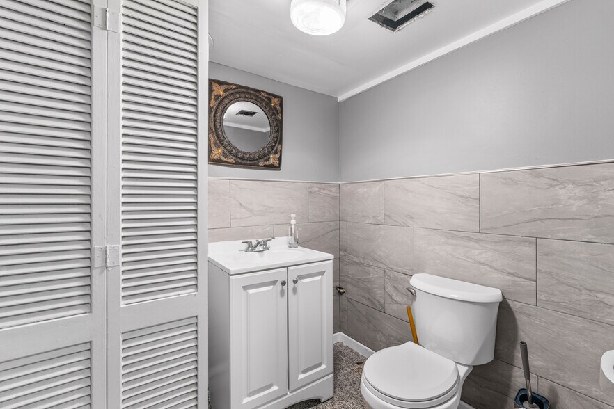 More Photos Of 362 Stockton St, Perth Amboy Storefront For Sale