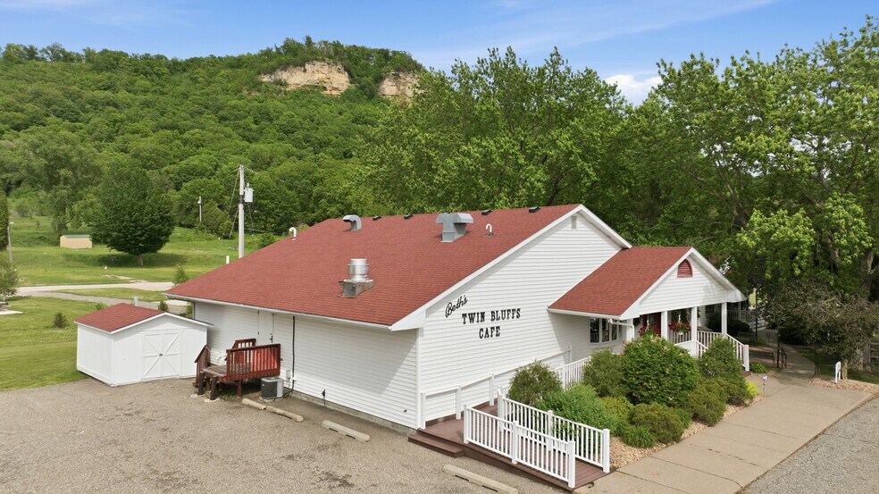 More Photos Of S286 WI-35, Nelson Restaurant For Sale