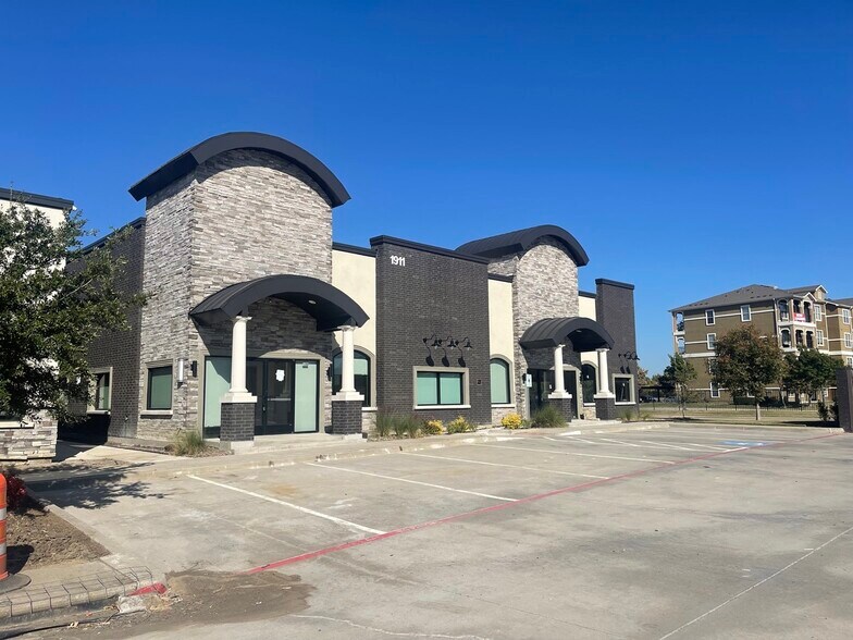 More Photos Of 1911 FM 423, Little Elm Medical For Lease
