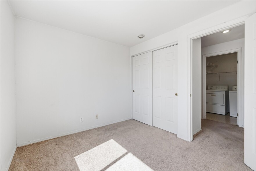 More Photos Of 8320 Lake City Way NE, Seattle Apartments For Sale