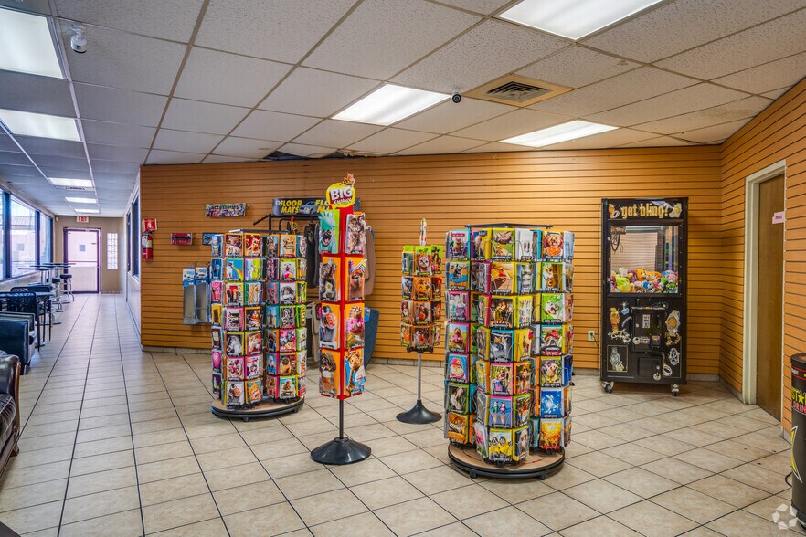 More Photos Of 5690 W Peoria Ave, Glendale Carwash For Sale