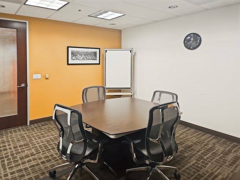 More Photos Of 111 SW 5th Ave, Portland Coworking Space