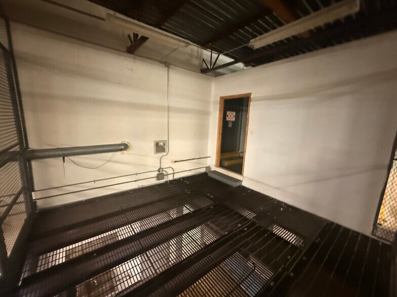 More Photos Of 230 Marion Ave, Linden Research And Development For Sale