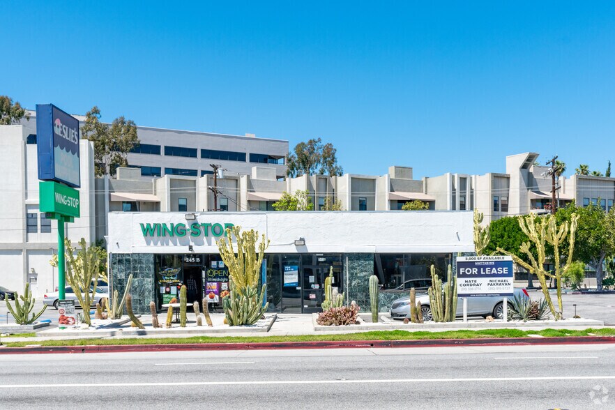 More Photos Of 245 S Glendale Ave, Glendale Freestanding For Lease